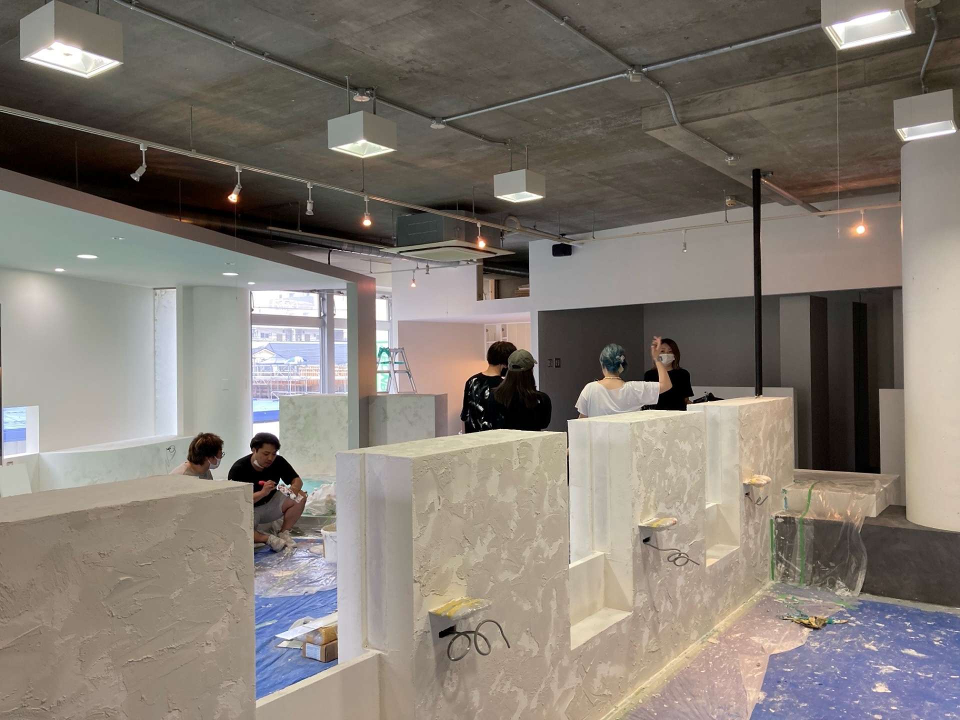 高槻市で空間デザインの内装の設計はasazu design office_茨木市で計画中の美容室のセルフ塗装